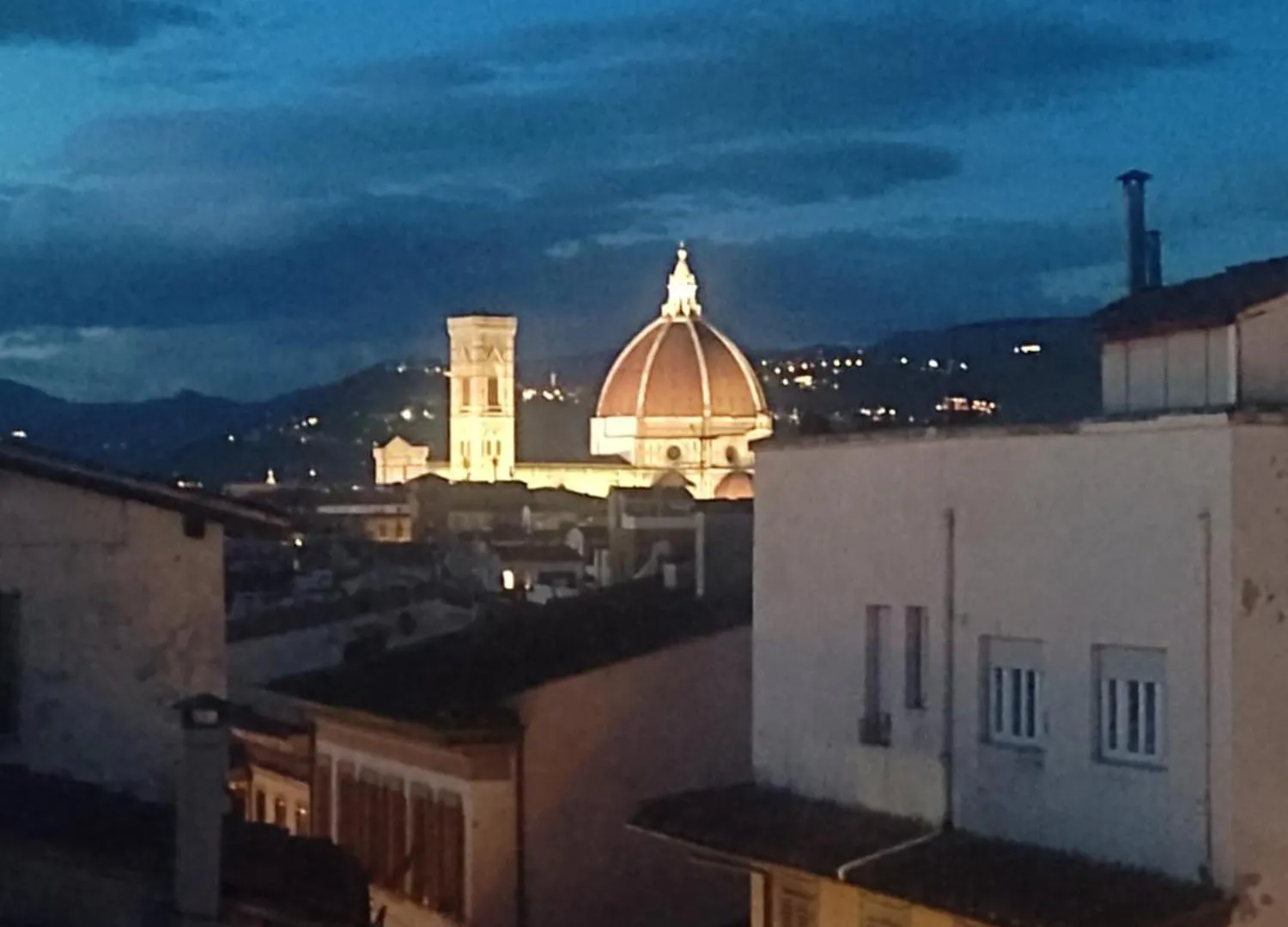 Una Vista Esclusiva Sull'Oltrarno フィレンツェ ホームステイ
